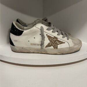 Golden Goose women’s Sneakers - White with Gold Star